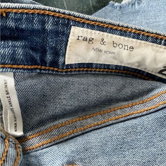 Rag & Bone Revolve Nina High Rise Ankle Skinny
Jeans in Horizon - Picture 11 of 16